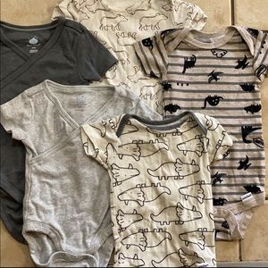 Bundle of 5 nuetral colored baby onesiss 3-6 months